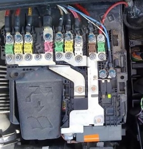 Fuse Box Diagram Citroën C4 (2011-2017)