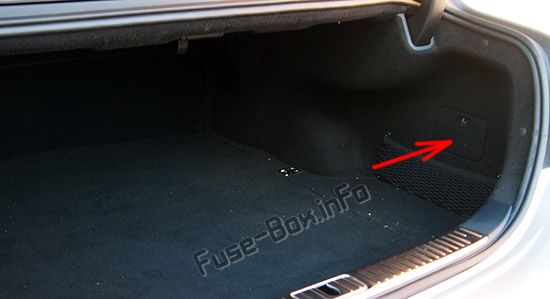 The location of the fuses in the trunk: KIA K900 (2015-2018)