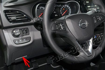 車室内のヒューズの位置：Opel / Vauxhall Karl（2015-2019 -...）