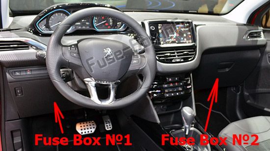 The location of the fuses in the passenger compartment (LHD): Peugeot 208 (2012-2018-..)