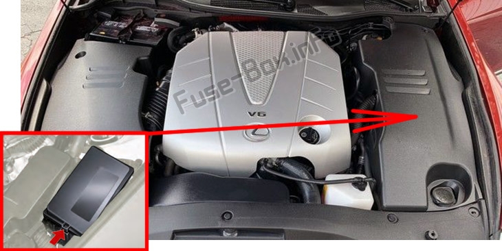 L'emplacement des fusibles dans le compartiment moteur : Lexus GS350 / GS430 / GS460 (2007-2011)