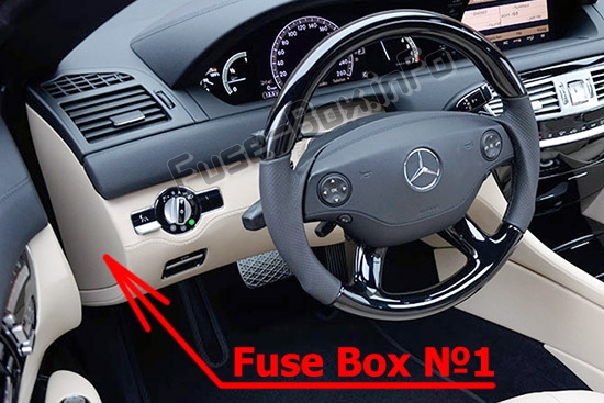 Details about   10-13 Mercedes W221 S550 CL550 Front Under Hood Fuse Power Junction Box Relay 